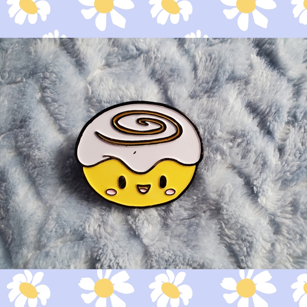 Cinnamon squishables Enamel Pin
